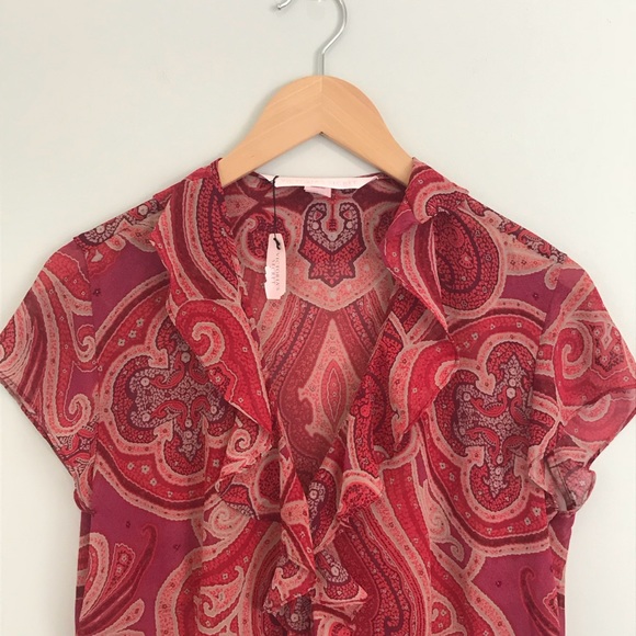 NWT Victoria’s Secret Red Paisley Sheer Blouse! - Picture 2 of 7